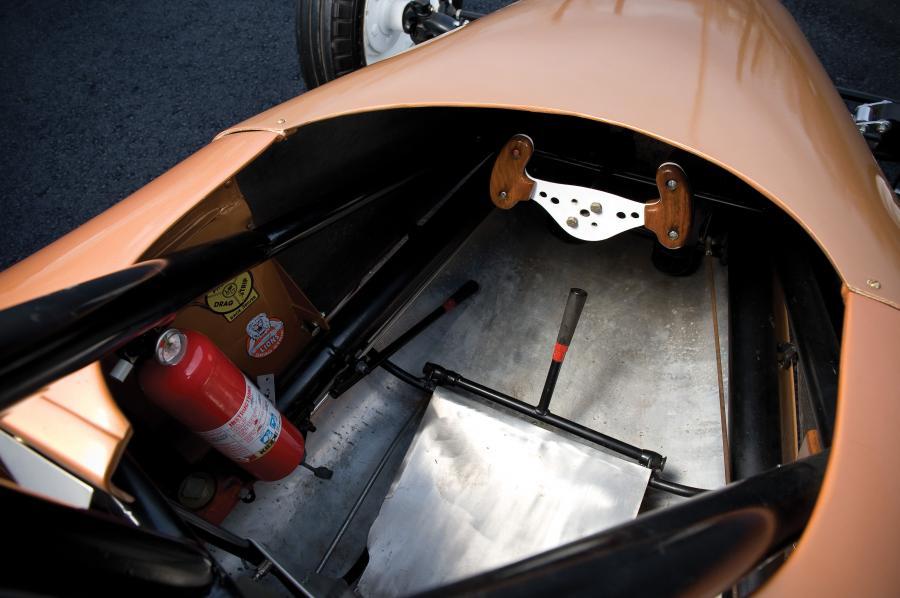  Ford A Modified Dragster 1926 года  (фото 6 из 7)